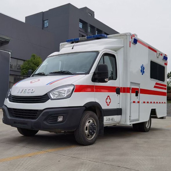 ambulans medis ICU